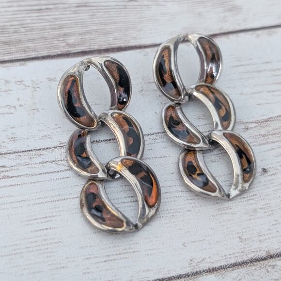 Vintage Earrings for Pierced Ears Brown Tones Linking Circles - Picture 3 of 9